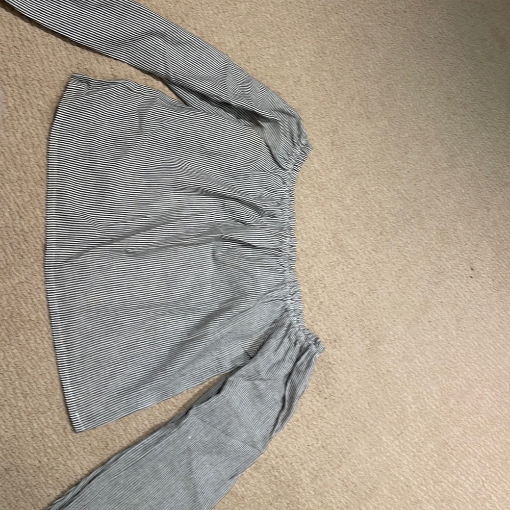 Brandy Melville shirt